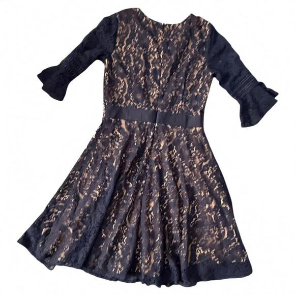 Miss May Women's Lace Dress with Bell Sleeves, Size M - Picture 1 of 6